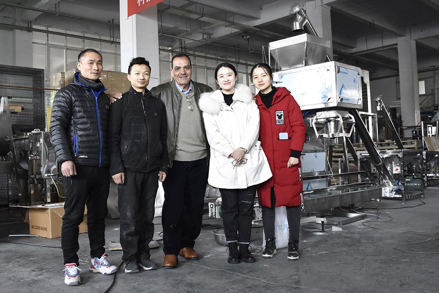 Mr. Hussein Visit Vtops Company for 25kg Malt Flour Packing Machine
